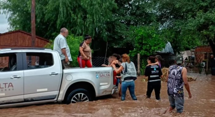Salta, temporal, lluvias, rutas nacionales,