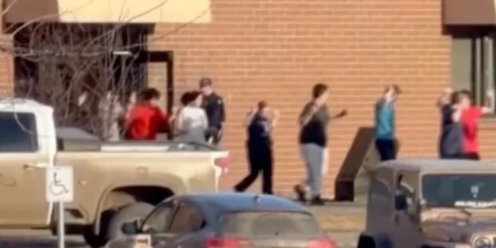 Masacre en una escuela de Canadá