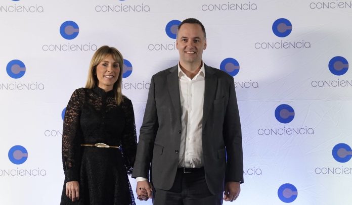 denuncia contra Adorni denuncia contra Adorni