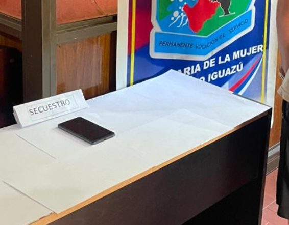 violencia digital contra una adolescente en Puerto Iguazú