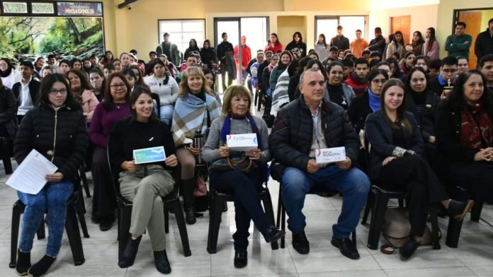 Eldorado entregó más de 150 becas estudiantiles Eldorado multiplicó la inversión en educación