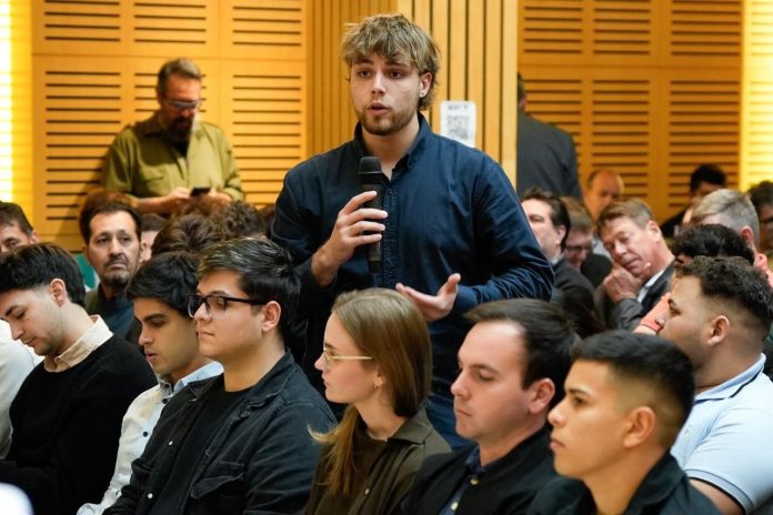 Rovira anticipó una hoja de ruta para la producción - Encuentro Misionero (1)