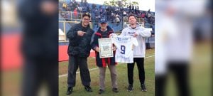 El club Mitre de Posadas reconoció a Esteban “Chopa” Panasiuk, una leyenda viva del deporte misionero: “Fue algo extraordinario” imagen-6