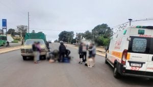 Posadas | Una camioneta chocó contra una moto y dos mujeres terminaron lesionadas imagen-5