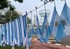 Posadas se tiñe de celeste y blanco: vendedores ambulantes ofrecen banderas y camisetas para alentar a la Selección Argentina en este Mundial 2026 Selección Argentina (6)