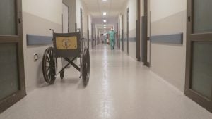 La Justicia ordenó una autopsia tras la muerte de un hombre de 32 años que había sido tratado por consumo de sustancias en Posadas imagen-5