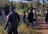 Conflicto por tierras en Garupá: detuvieron a una médica y su defensa afirma que actuaba por un reclamo de propiedad en disputa judicial