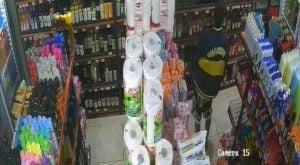 Lo reconocieron por su camiseta de Boca: detuvieron a “Jesusito” por sustraer bebidas alcohólicas en un comercio de Garupá  imagen-6