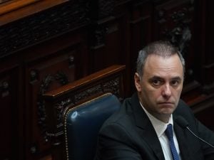 Cercado por el escándalo, Adorni confirmó que va al Senado el 2 de julio ante la presión de aliados y opositores imagen-4