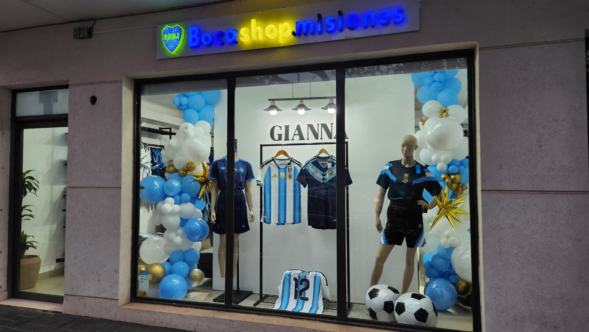Boca Shop Misiones vive el furor mundialista con récord de ventas y una fuerte apuesta por las camisetas retro