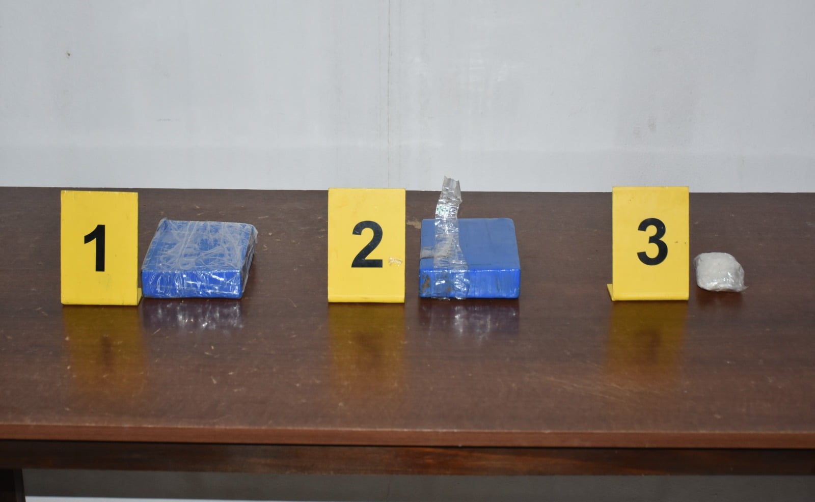 Corrientes | Detuvieron a un motociclista con más de dos kilos de cocaína ocultos entre la ropa - MisionesOnline