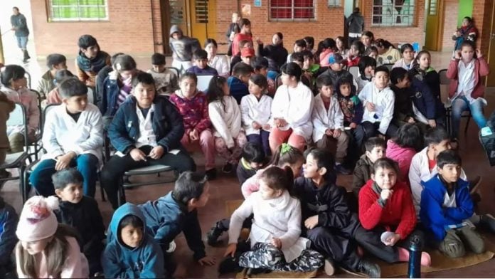 Eldorado fortalece las huertas escolares con una nueva capacitación en la Escuela 735 (1) Eldorado fortalece las huertas escolares con una nueva capacitación en la Escuela 735