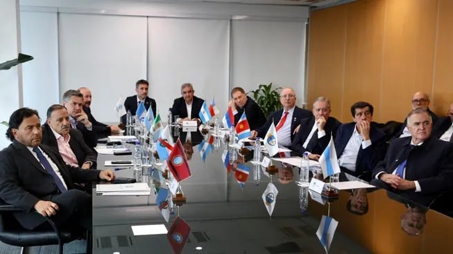 Gobernadores del Norte Grande se reunirán en Posadas con foco en obras, recursos y la economía regional - MisionesOnli