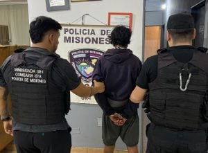 Detuvieron a tres delincuentes conocidos por la Policía cuando intentaban volver a cometer delitos en Posadas imagen-6