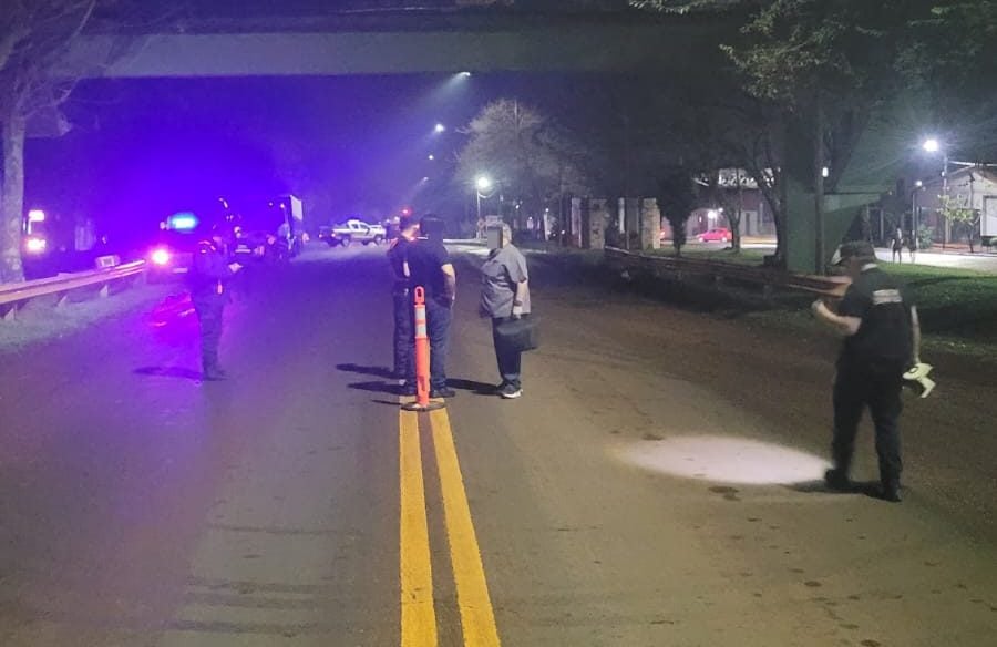 Jardín América: un hombre quedó gravemente herido al ser embestido por una motocicleta cuando cruzaba la Ruta 12 - MisionesOnline