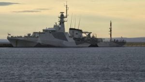 Tensión por Malvinas: Tierra del Fuego denunció una “provocación flagrante” por el paso de un buque de guerra británico imagen-5